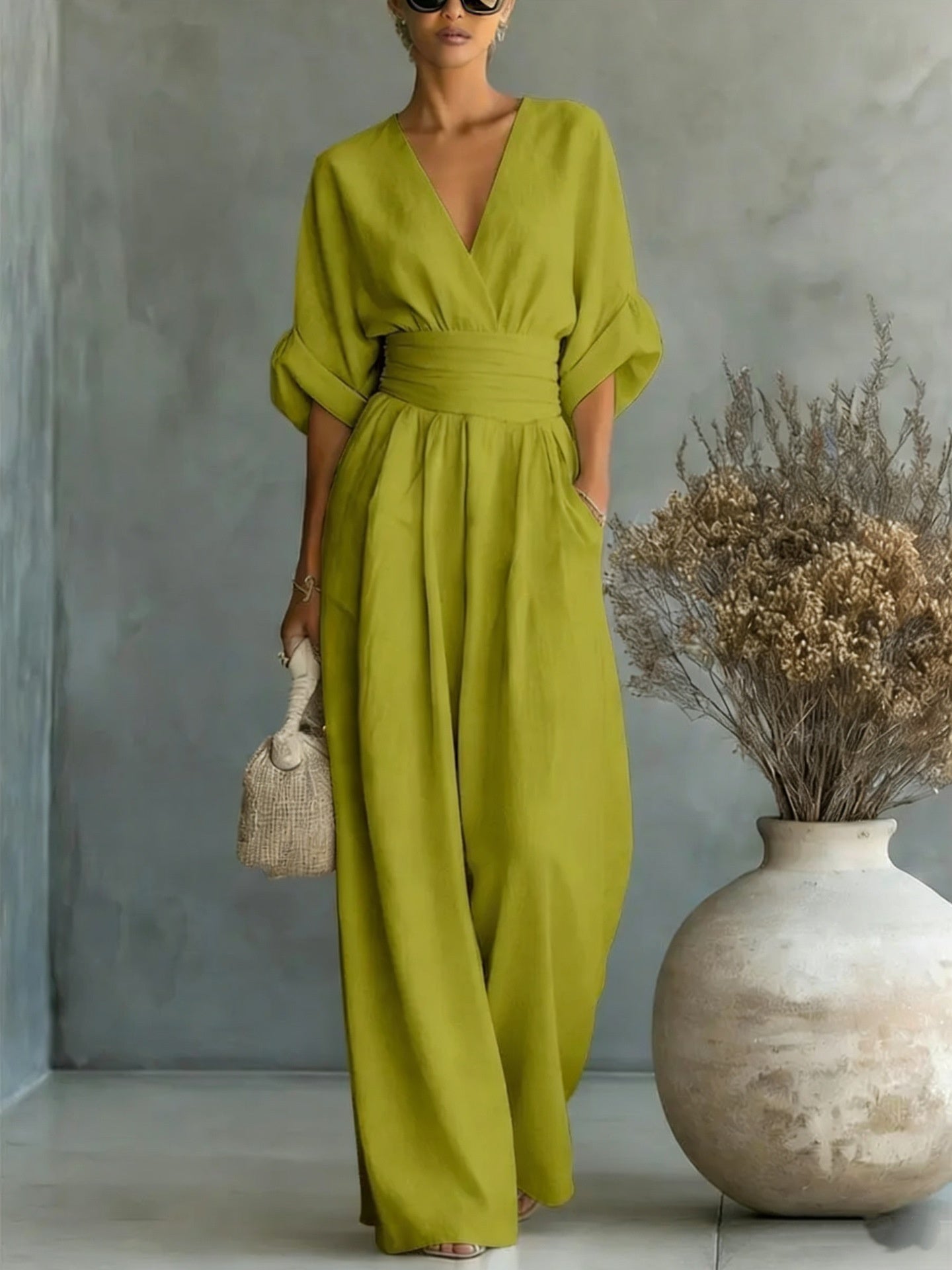 Waist-cinching V-neck Elegant Women's Jumpsuit