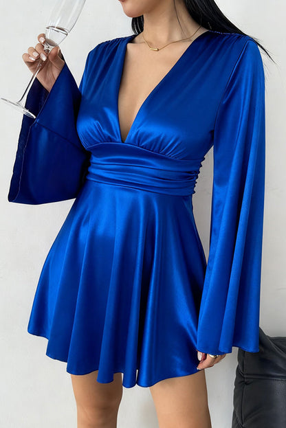 Solid Color V-neck Flared Long Sleeves Slim-fit Elegant Mini Dress
