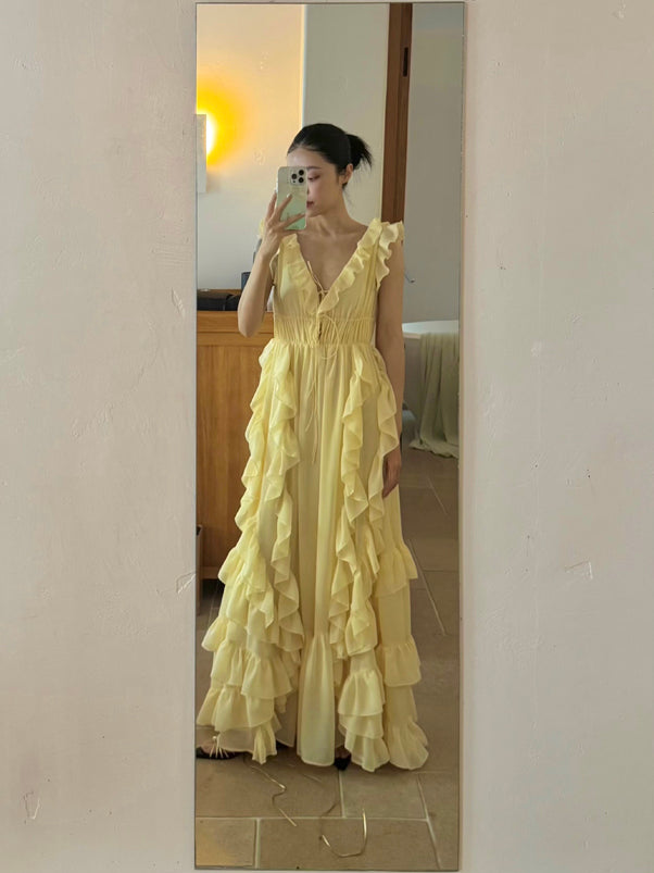 Sunset Ruffle Asymmetrical Maxi Dress – Romantic Flowy Vacation Look gunne sax vintage dress