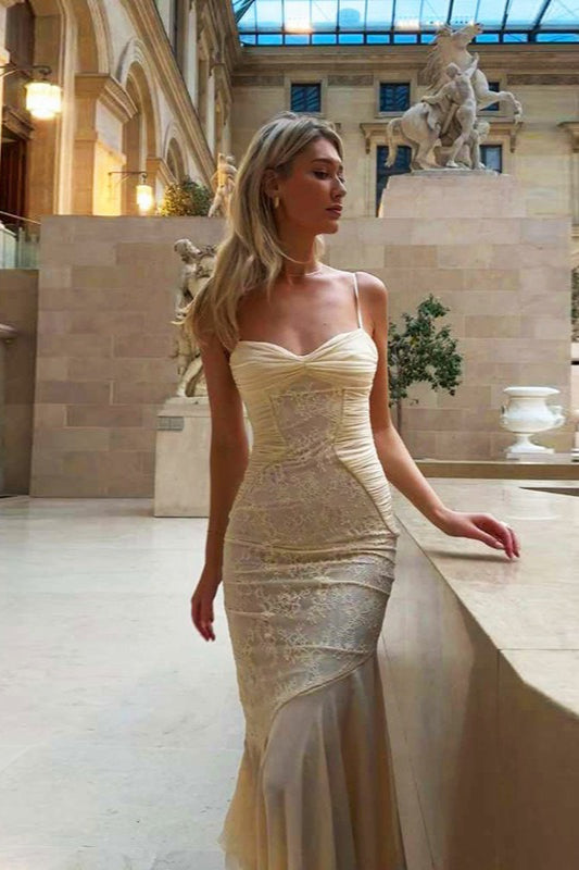 Sweetheart Spaghetti Strap Lace Panel Ruched Mermaid Maxi Gown