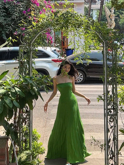 Emerald Green Knit Strapless Bodycon Maxi Dress – Elegant Beach Glam