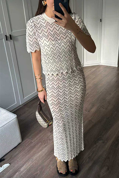 Crewneck Short Sleeves Zigzag Patterned Top