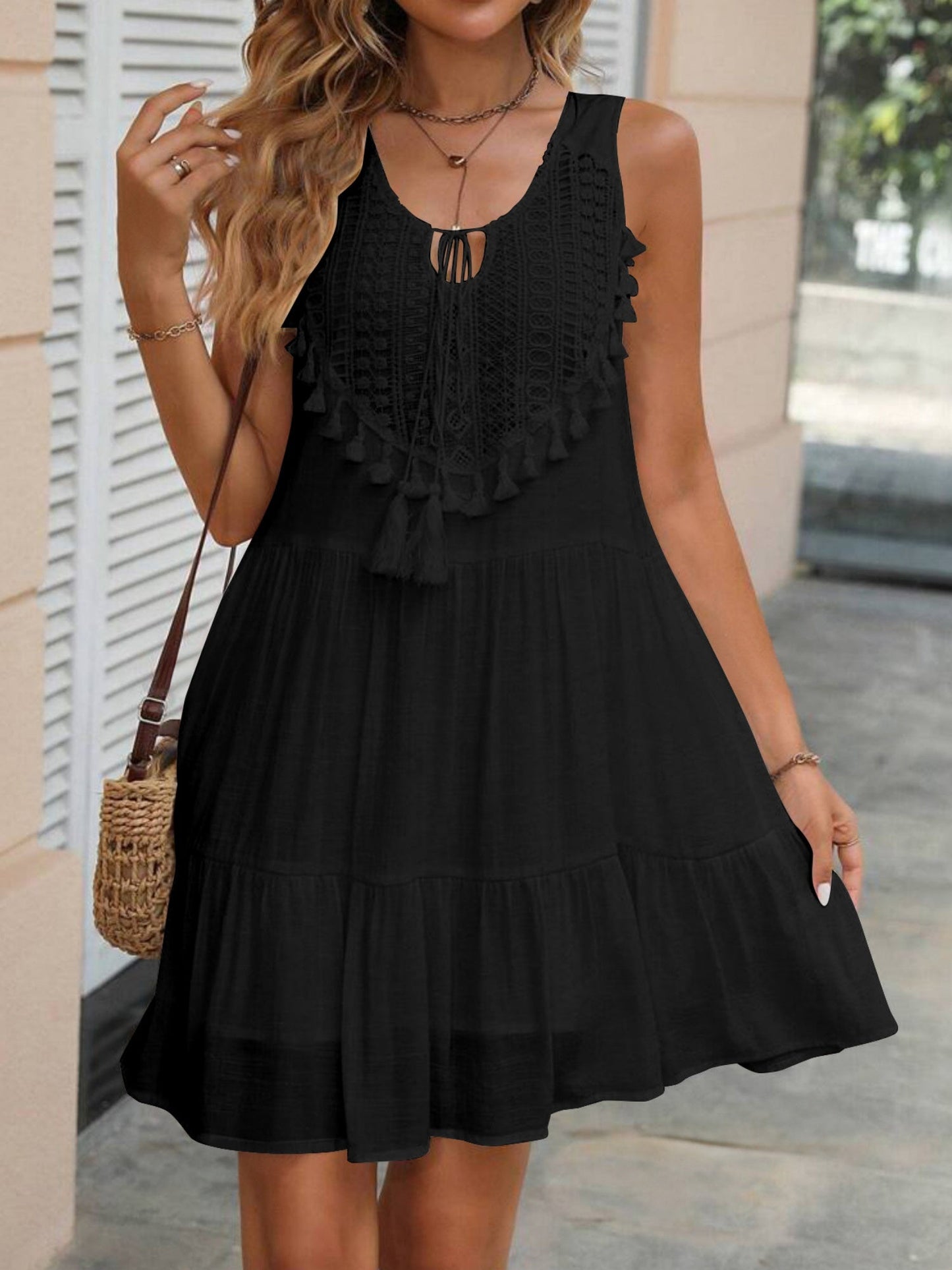 Lace Trim V-neck Sleeveless Tassel Tie Mini&Short Dresses