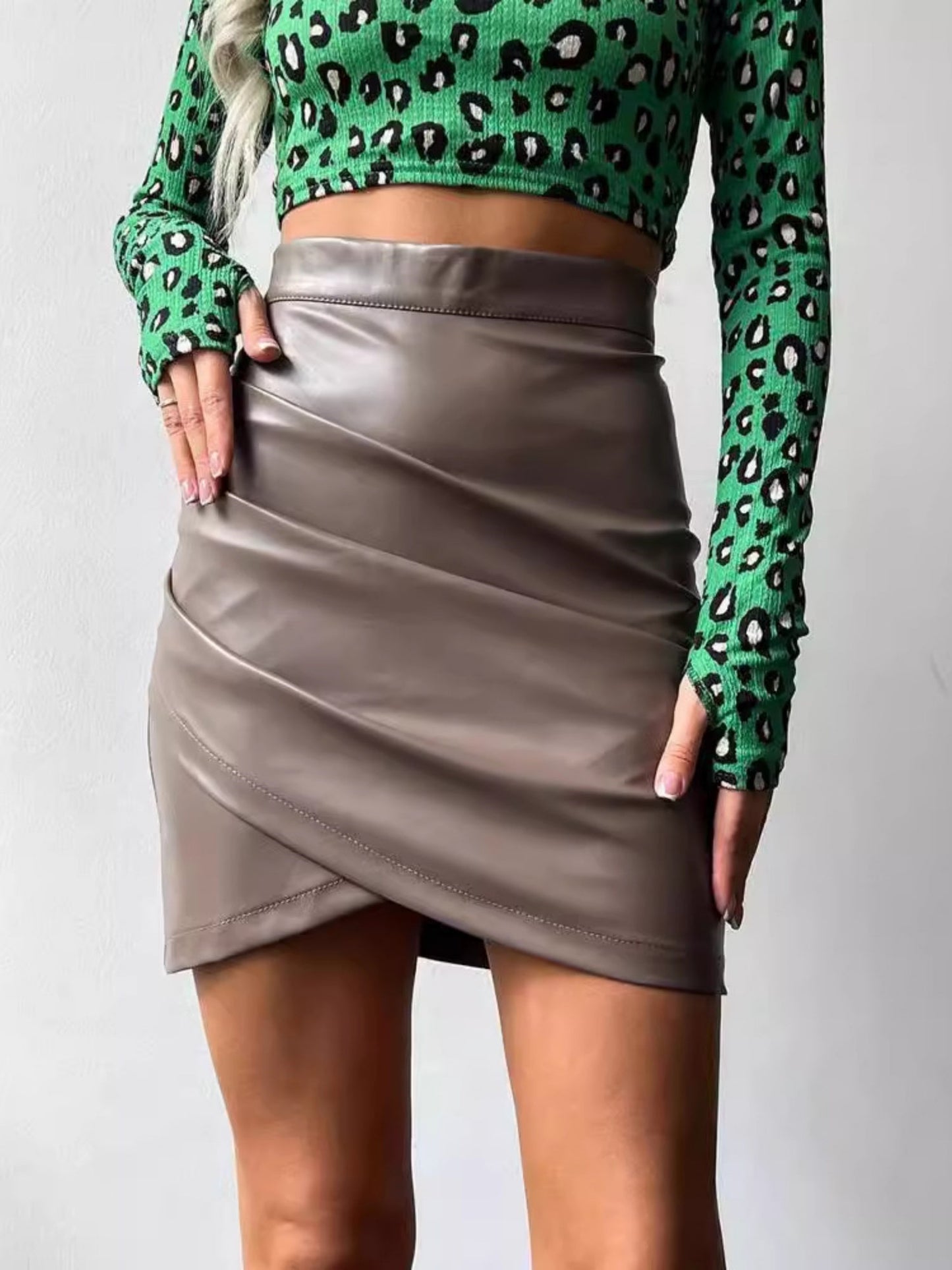 Pleated High-waisted Zipper Hip Wrap Skirts