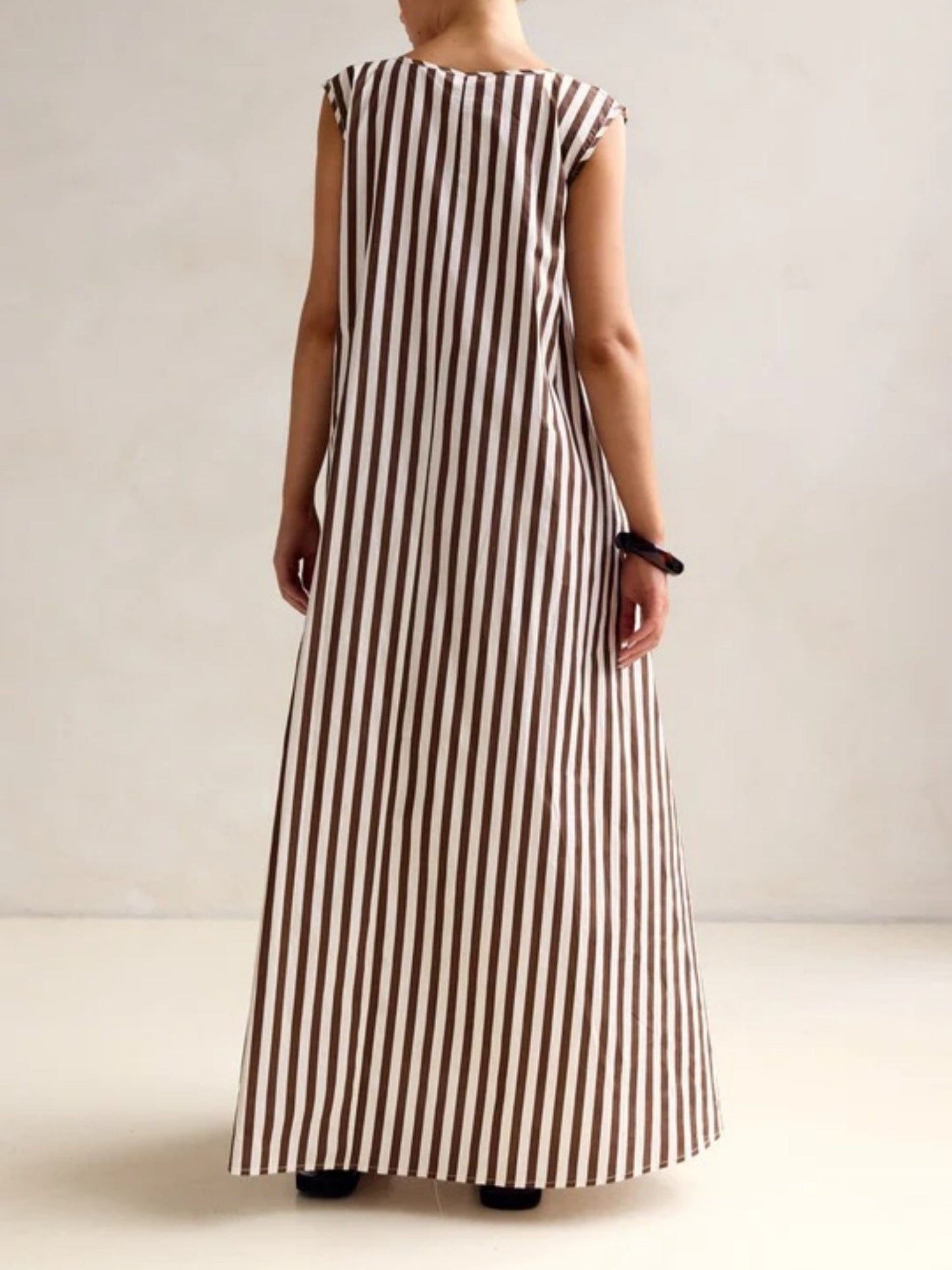 Polka Dots U-neck Sleeveless Large Skirt Maxi Dresses