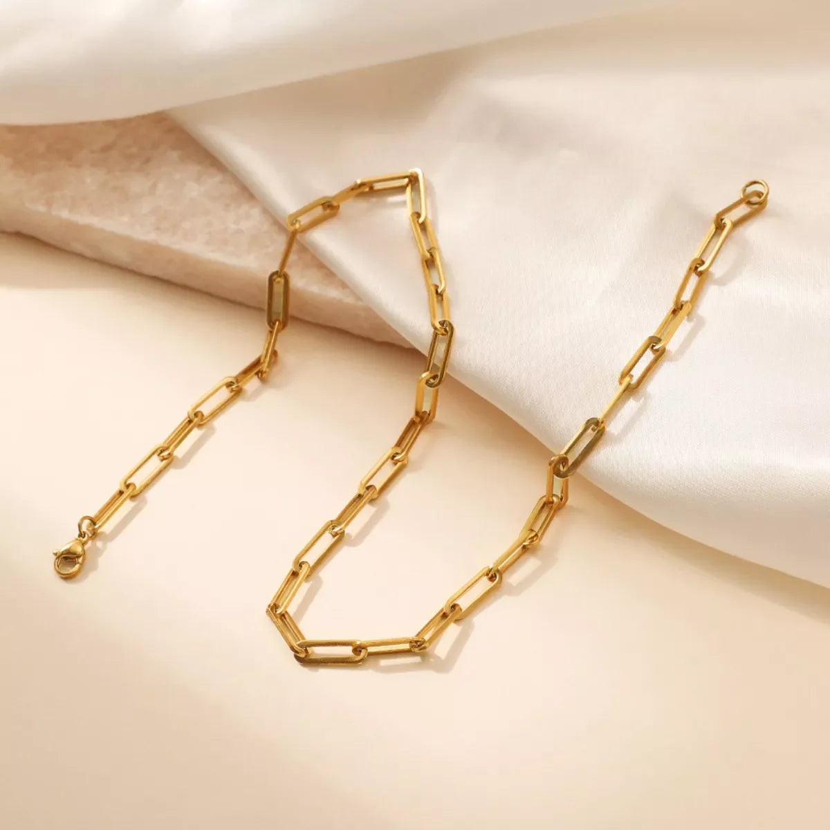 Callie Chain Necklace