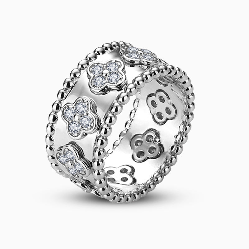 Clover Elegance Ring