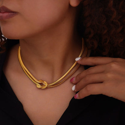 Logan Knot Necklace