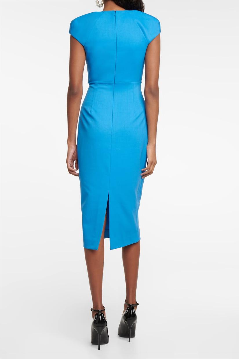 Solid Knit Sweetheart Neckline Midi Dress