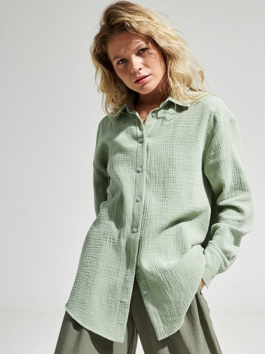 Minimal Days Overshirt