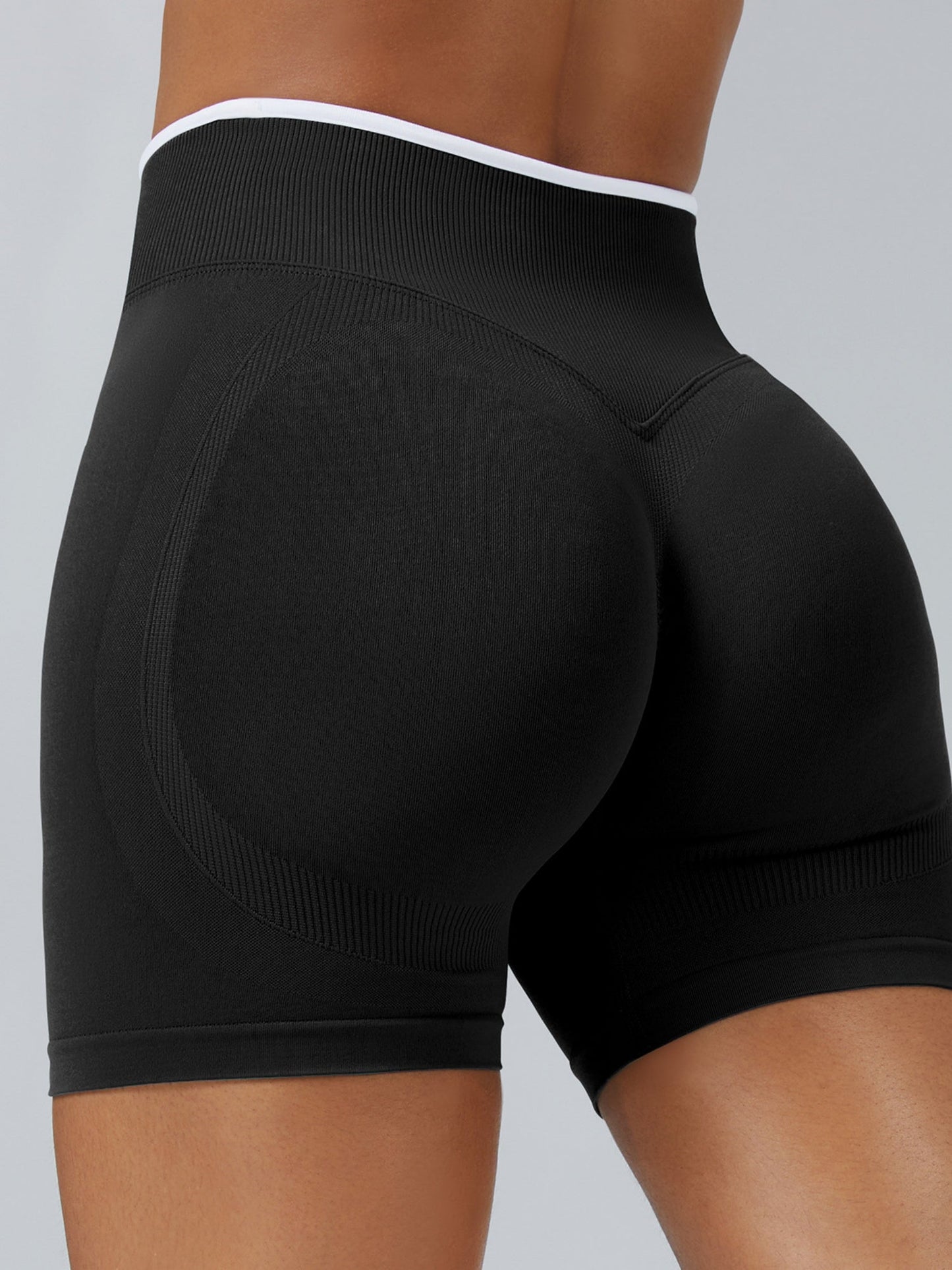 Color Matching Seamless High-waisted Hip Lift Exercise Yoga Shorts