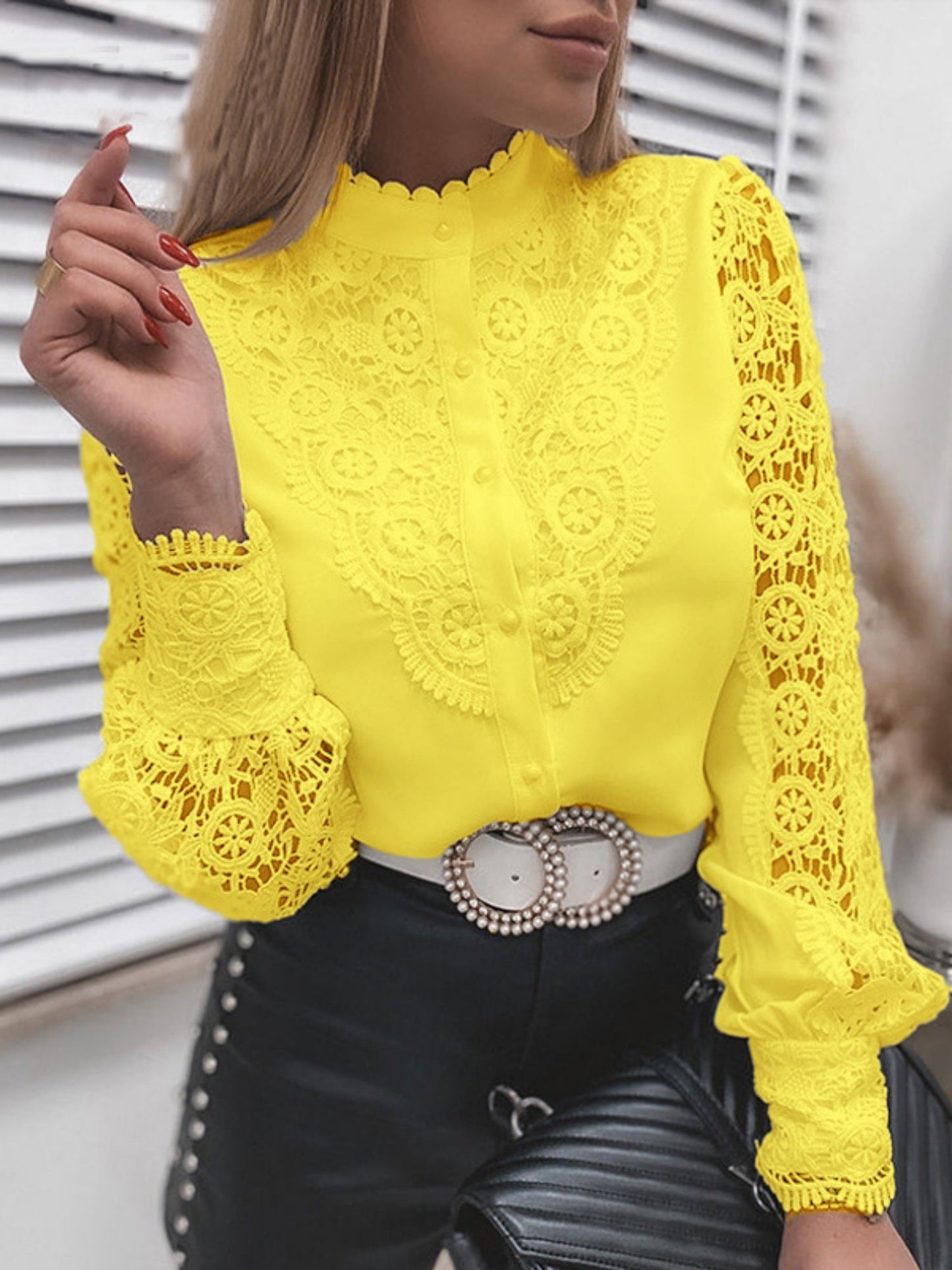Lace Cutout Patchwork Lace Buttons Long-sleeved Cardigan Shirt