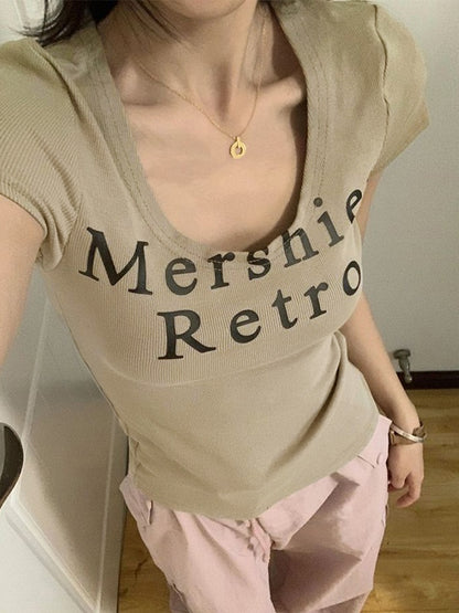 U Neck Letter Print Slim Short Sleeve Knit
