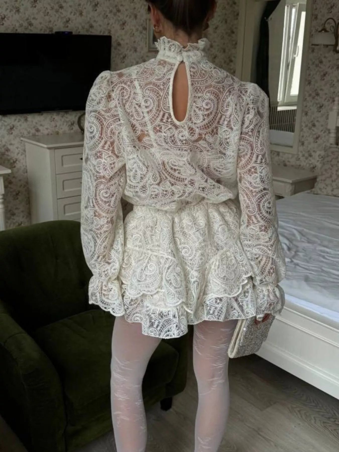 Viv Lace Set