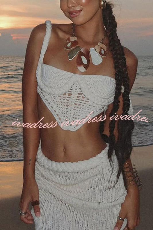 Sumui Hollow Crochet Knit Braid Detail V-shaped Hem Crop Vacation Tank