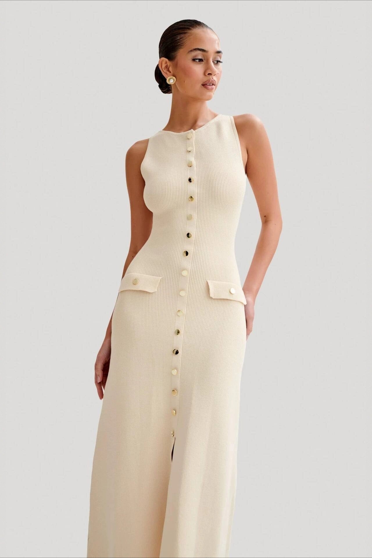 Sleeveless Round Neck Knit Sweater Dress