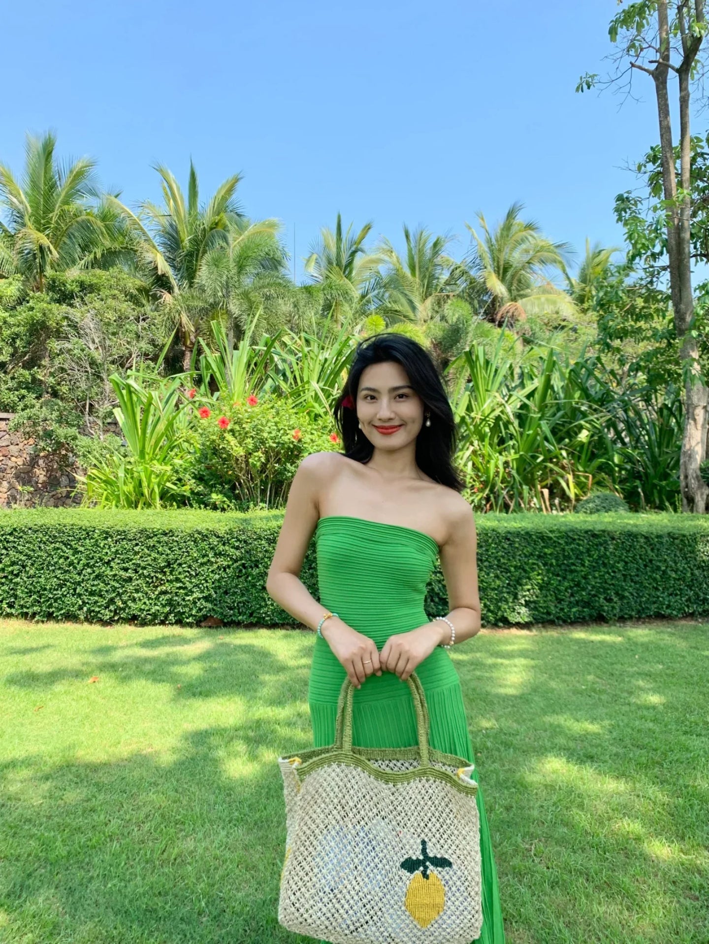 Emerald Green Knit Strapless Bodycon Maxi Dress – Elegant Beach Glam