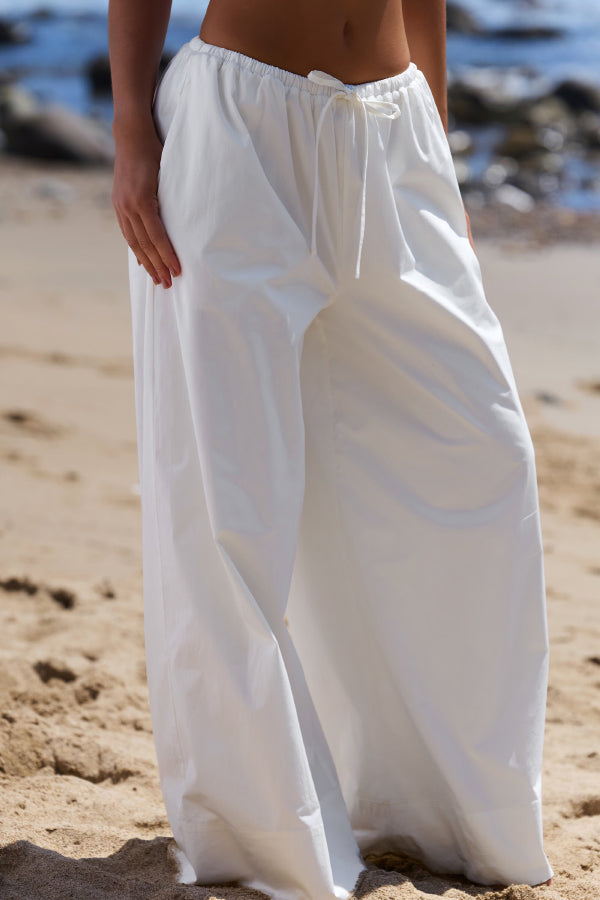 Exquisite and casual mid rise pocket wide leg pants