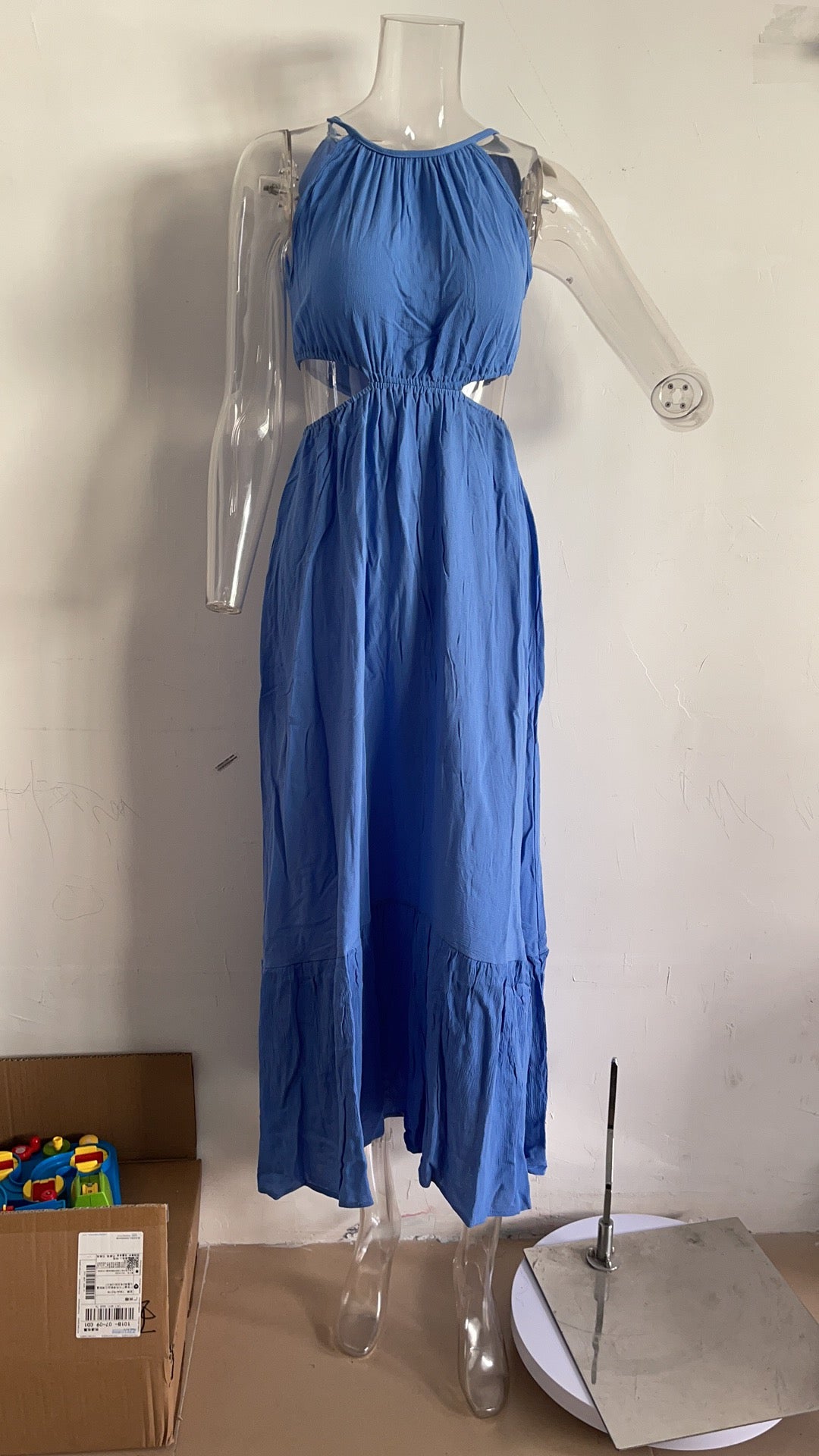 Halter Neck Cut Out Waist Ruffle Hem Crinkle Texture Maxi Dress