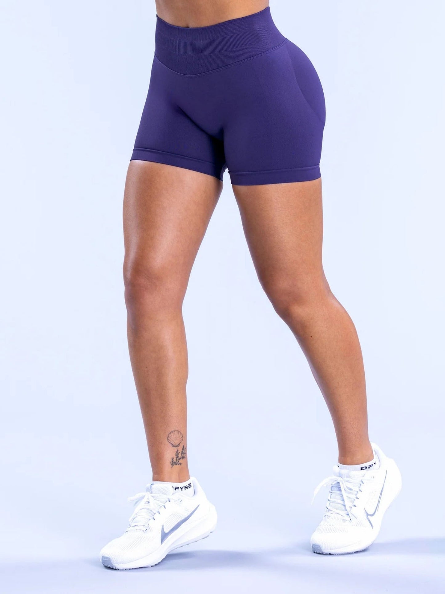 Seamless High-waisted Hip Lift Exercise Yoga Shorts