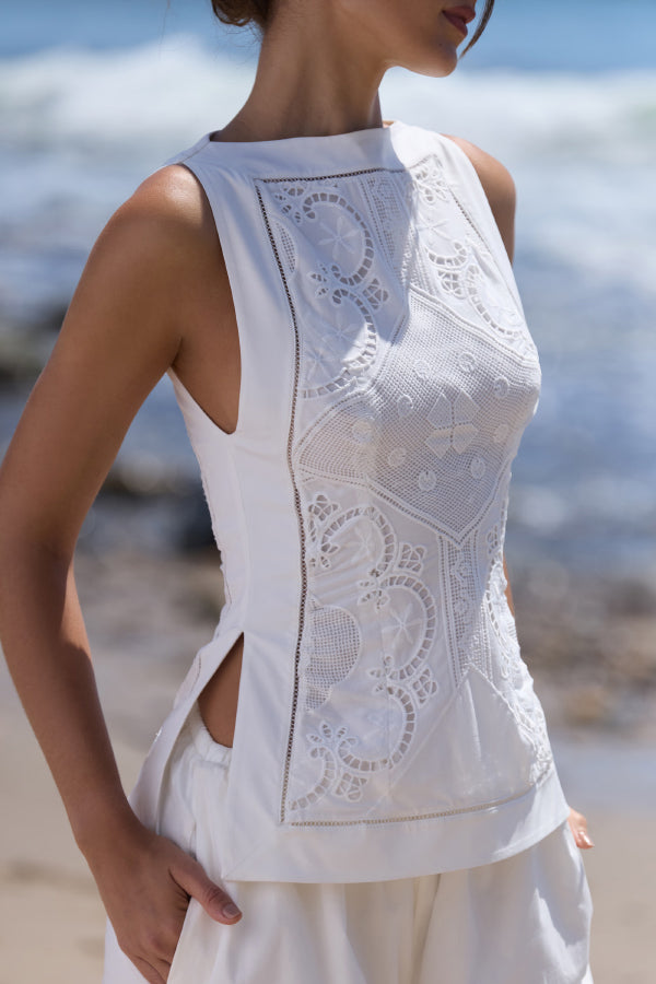 Exquisite and Beautiful Cutout Lace Embroidery Design Boat Neck Sleeveless Slit Top