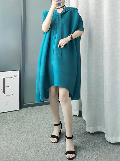 Batwing Sleeves Loose Lace-Up Pleated Hooded Midi Dresses