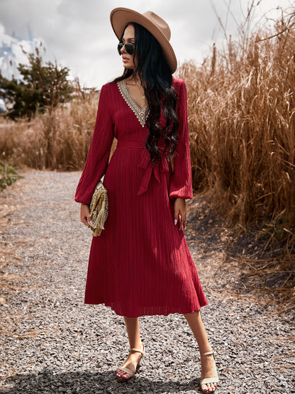Bohemian Dress V-Neck Lantern Sleeves Belted Midi Dresses