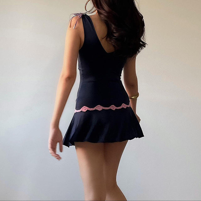 TARUXY Lace V-neck Mini Dress Hot Girls Bow Bandage Pleat Slit Sexy Plunge Sleeveless Slim Beach Dress Party Female Summer New