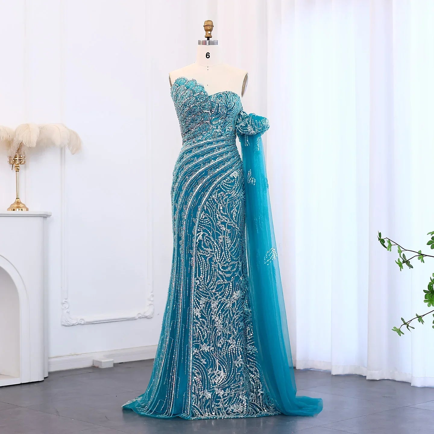 Mermaid Cape Sleeve Scalloped Green Evening Dress
