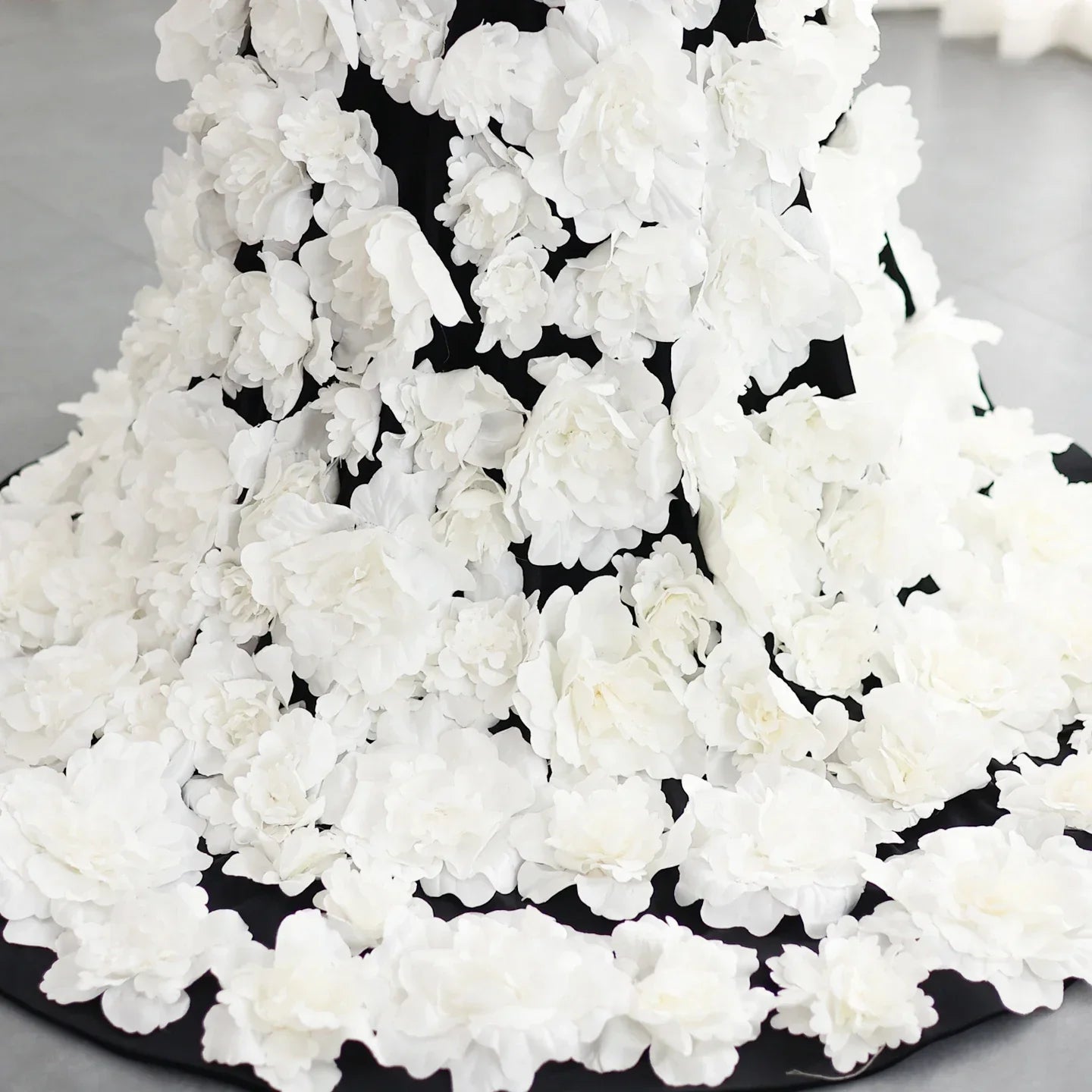 3D Flowers Black Velvet Strapless Evening Dress with Gloves