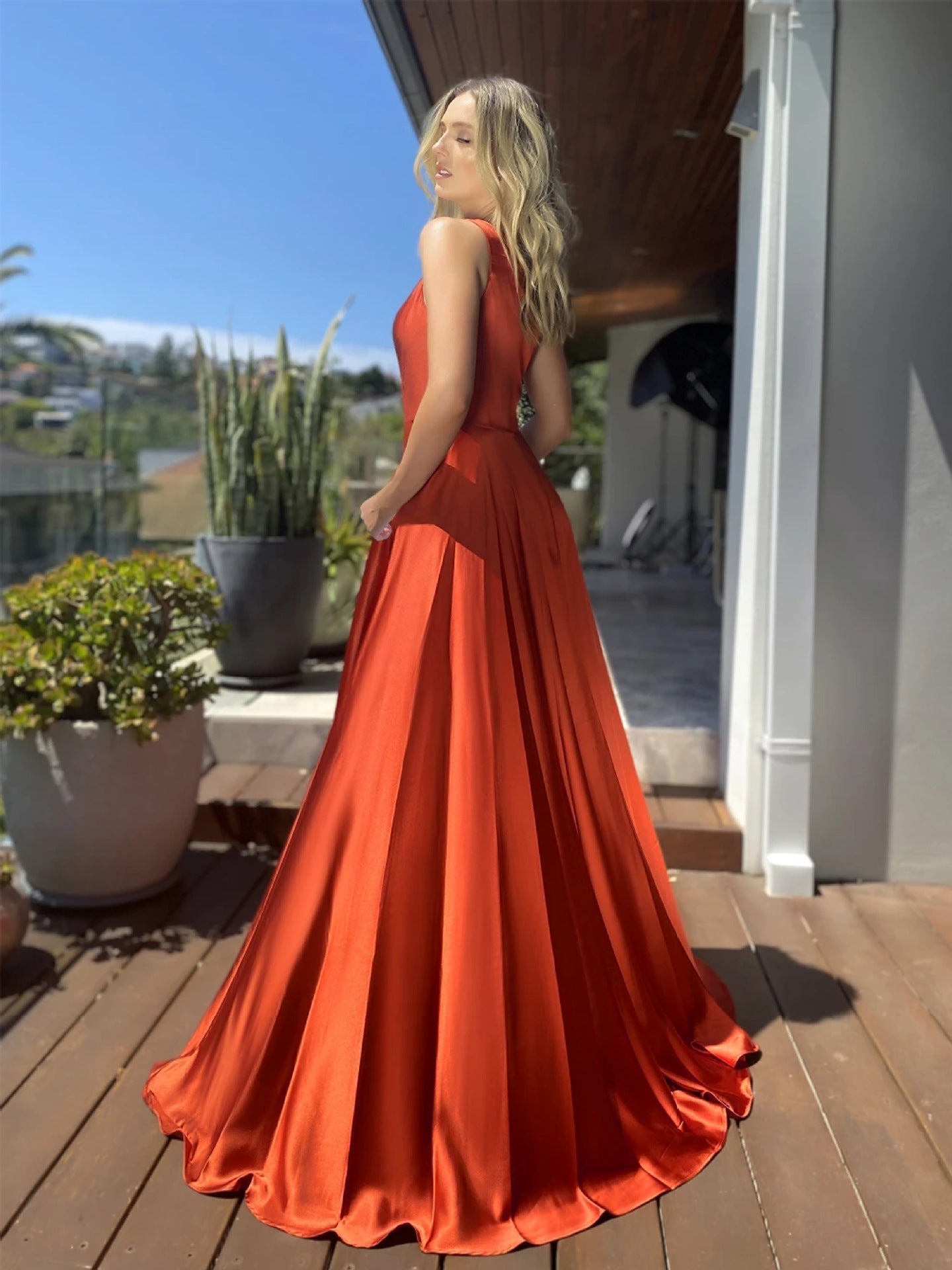 Oblique Shoulder Slim Dress Large Swing