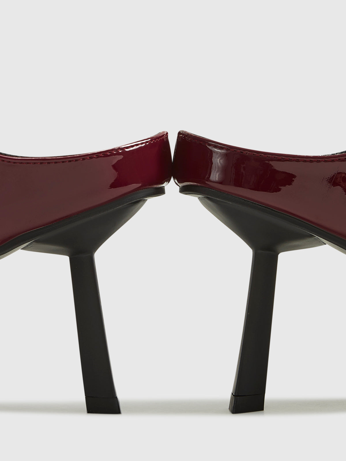 Pointed-Toe Slingback Heels