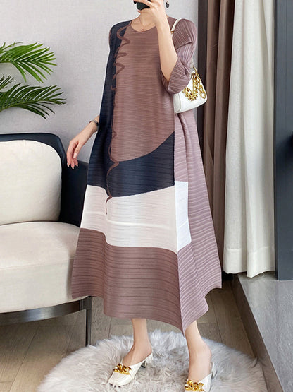 Loose Three-Quarter Sleeves Contrast Color Pleated Printed Round-Neck Midi Dresses