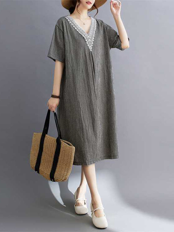 A-Line Half Sleeves Plaid Pleated Split-Joint V-Neck Midi Dresses