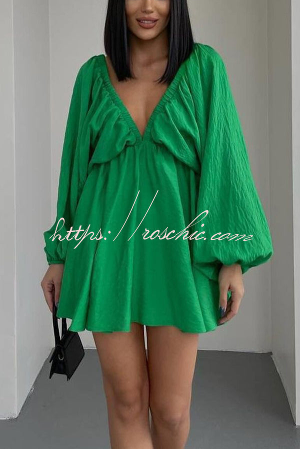 V Neck Puff Sleeve Solid Color Resort Style Mini Dress