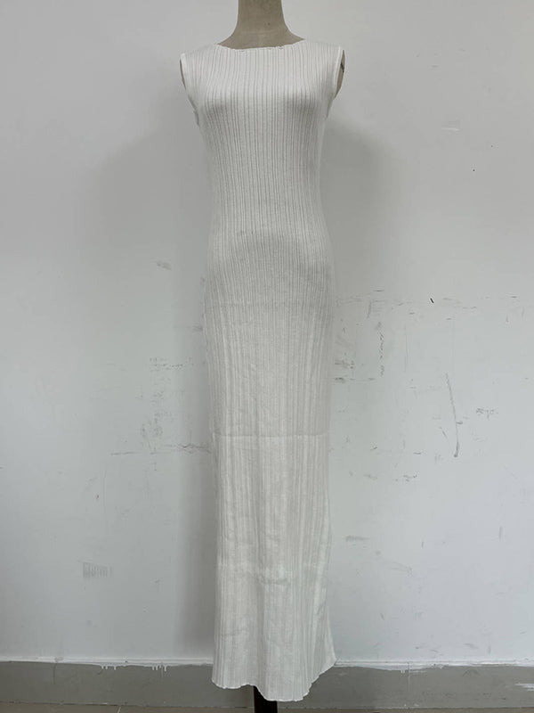 Skinny Sleeveless Pleated Solid Color Split-Back Round-Neck Maxi Dresses