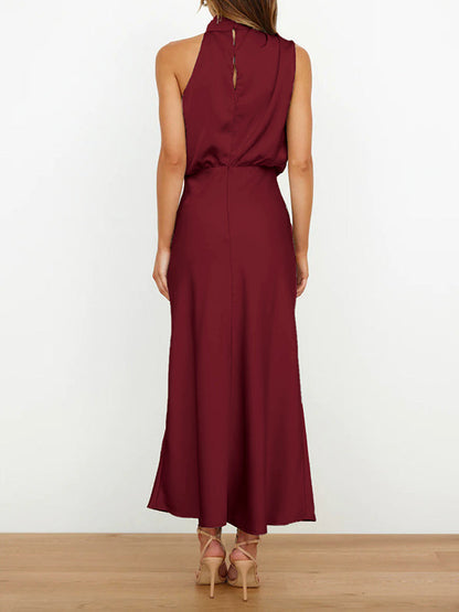 Sleeveless Solid Color Halter-Neck Midi Dresses