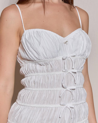 Elegant White Ruched Maxi Dress – Slimming Vacation Outfit for Photos