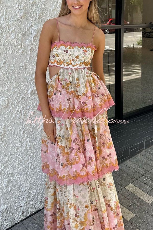 Charming Smile Floral Print Scalloped Lace-trim Back Tie-up Tiered Maxi Dress