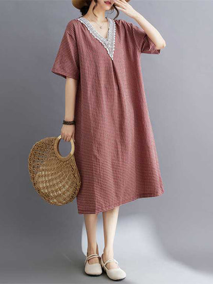 A-Line Half Sleeves Plaid Pleated Split-Joint V-Neck Midi Dresses