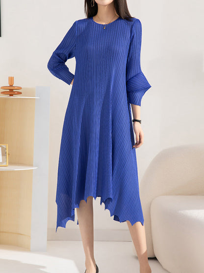 Irregular Clipping Loose Pleated Solid Color Round-Neck Midi Dresses