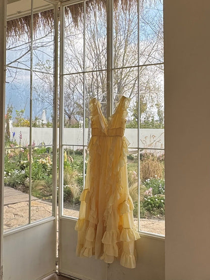 Sunset Ruffle Asymmetrical Maxi Dress – Romantic Flowy Vacation Look gunne sax vintage dress