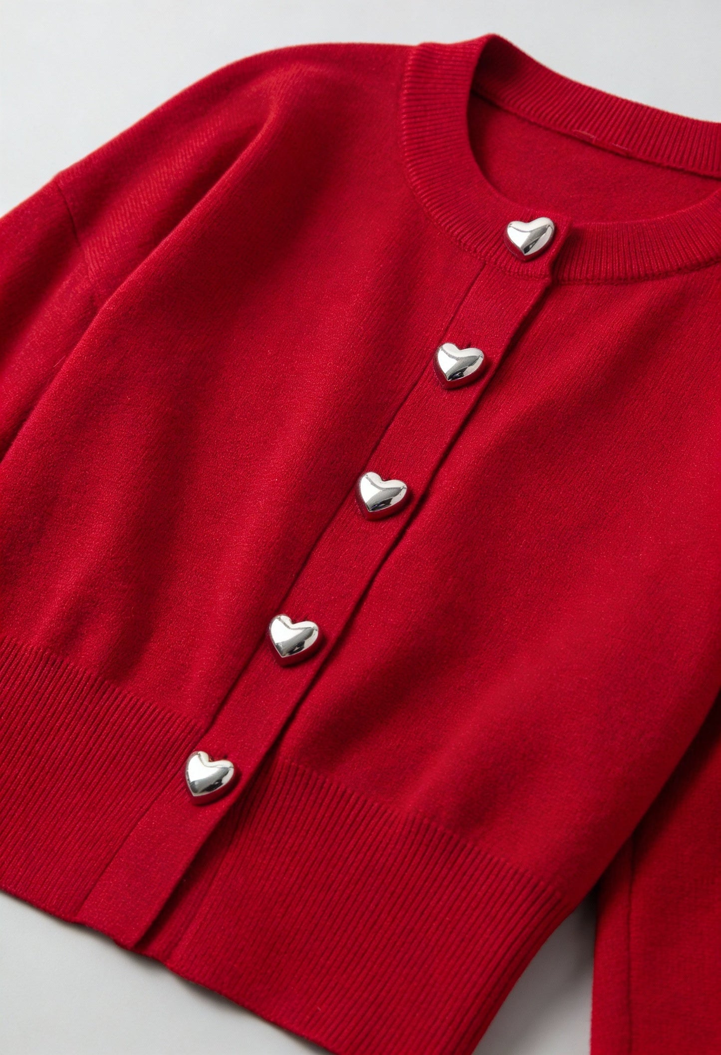 Maison Heart-Button Cardigan | Round Neck | Cropped Length | Regular Fit