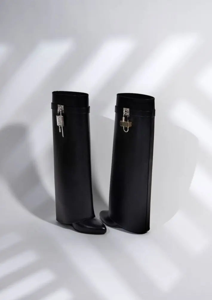 Women Hilary Boots Black