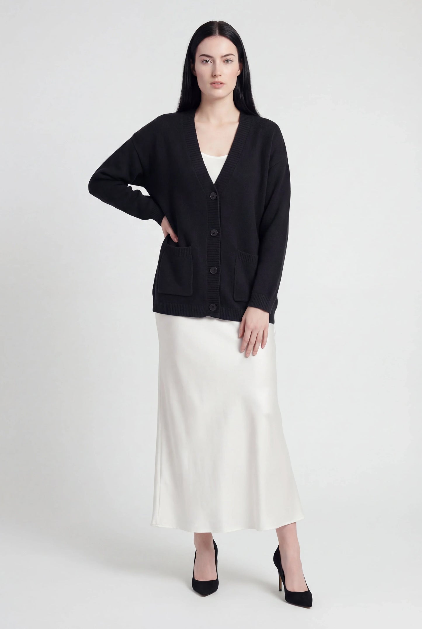 Knit V-Neck Cardigan | Button Front Long Sleeve Regular Fit