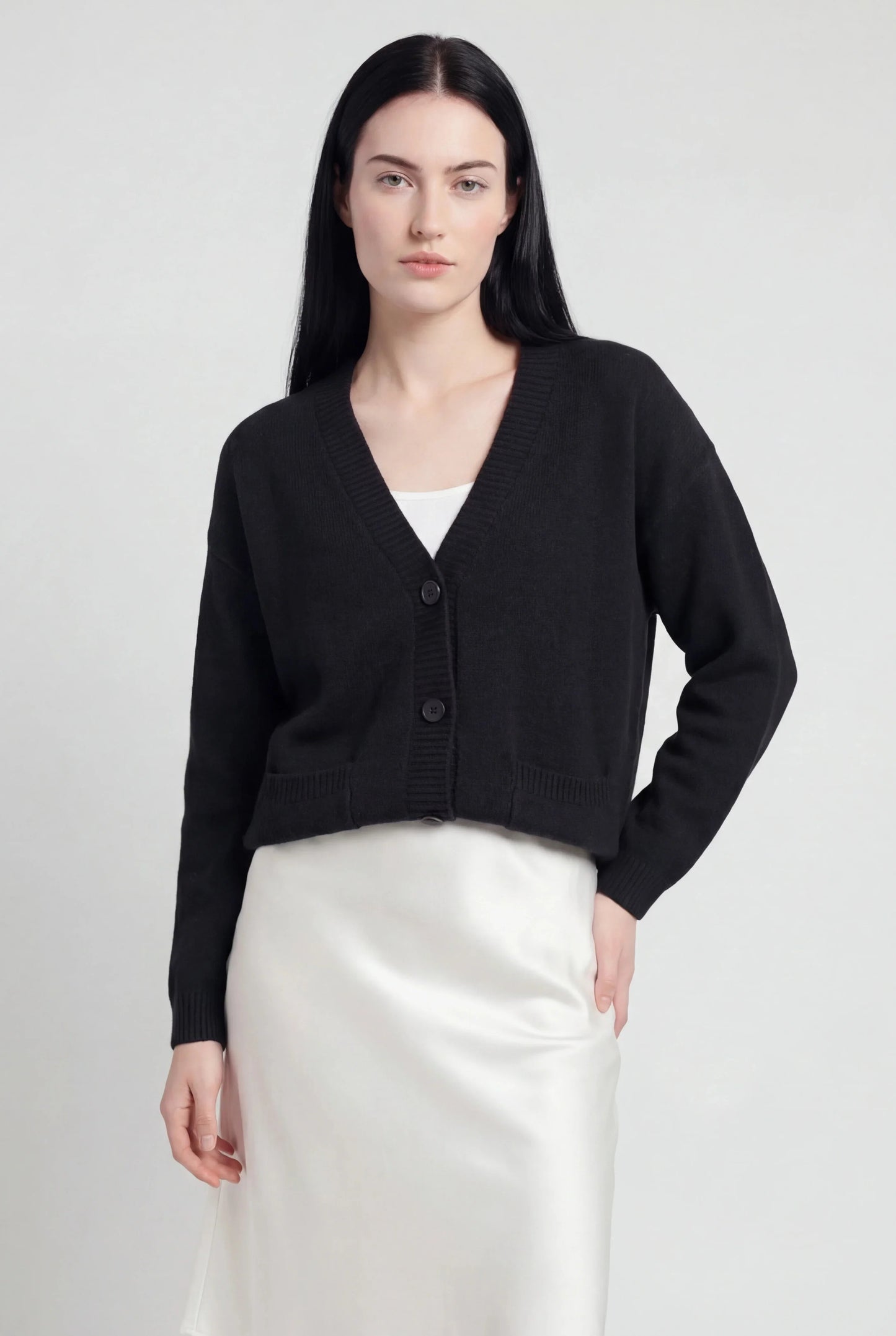 Knit V-Neck Cardigan | Button Front Long Sleeve Regular Fit