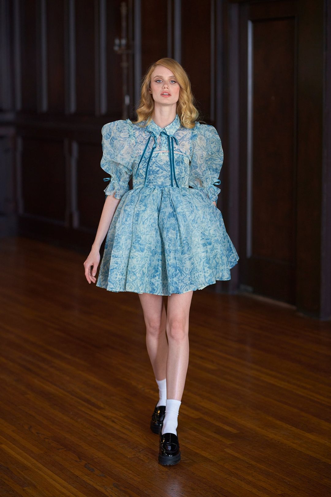 Floral Puff Sleeve Lace Up Doll Collar Mini Dress