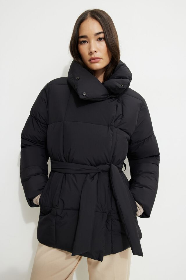 Lumiere Belted Puffer