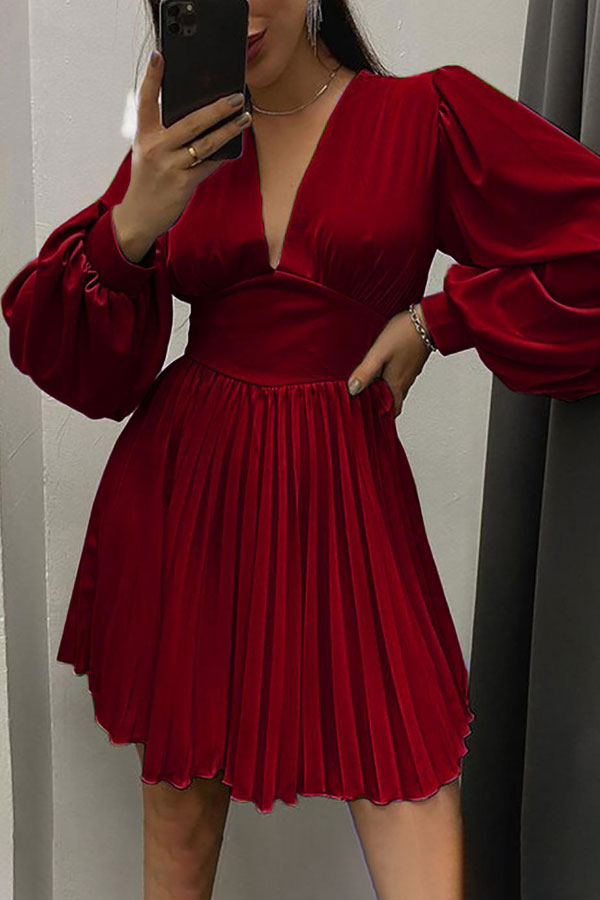 Trendy V-neck Balloon Sleeve Pleated Mini Dress