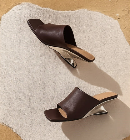 | Sculpted Mule
